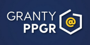 plansza promująca grany ppgr na granatowym tle biały napis granty ppgr obok znak małpy w zakrysie mapy Polski